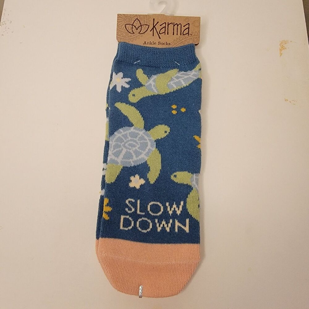 Karma Ankle Socks Sea Turtles "Slow Down Enjoy Life" One Size NWT